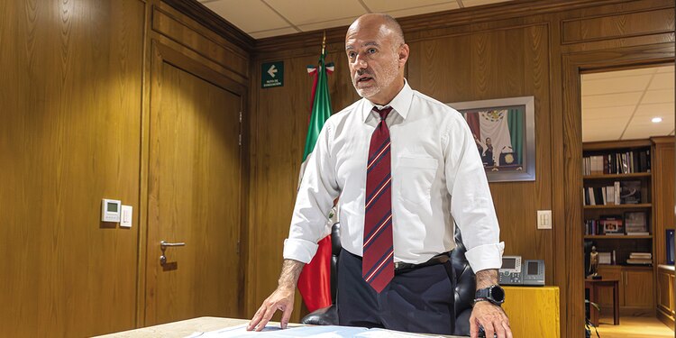 Jesús Antonio Esteva Medina, secretario de Comunicaciones y Transportes, en entrevista con La Razón.