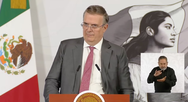 Marcelo Ebrard Casaubón durante la conferencia de prensa matutina del 16 de abril