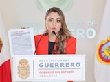 La gobernadora de Guerrero, Evelyn Salgado, ayer, en sesión del gabinete.