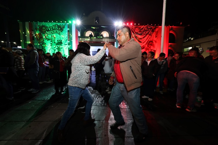 Autoridades municipales desplegarán dispositivos especiales de vigilancia y seguridad en los puntos de reunión.