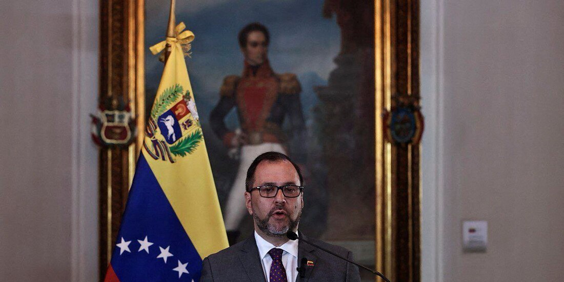 El canciller Yván Gil en conferencia en la que anunció la salida de la ONU del país, ayer.
