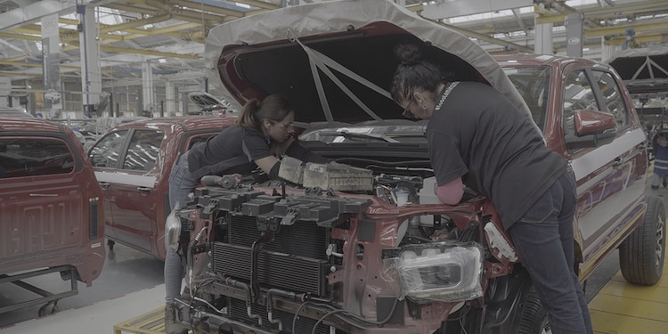 El gremio automotriz luce más fuerte con mujeres al frente.