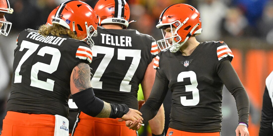 Jugadores de los Browns festejan un gol de campo contra los Raiders, en la Semana 15 de la NFL, el pasado 17 de diciembre.