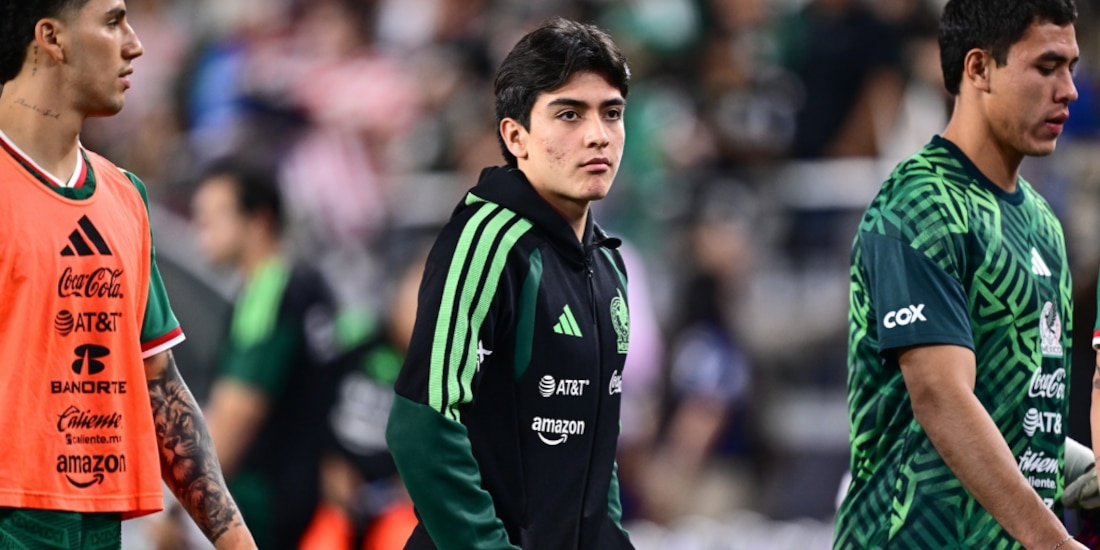 Gilberto Mora durante un partido con la Selección Mexicana.