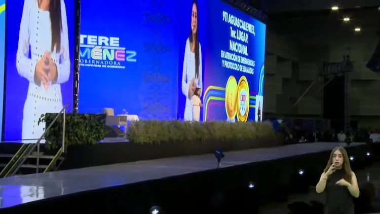 Tere Jiménez da mensaje por su Cuarto Informe de Gobierno.
