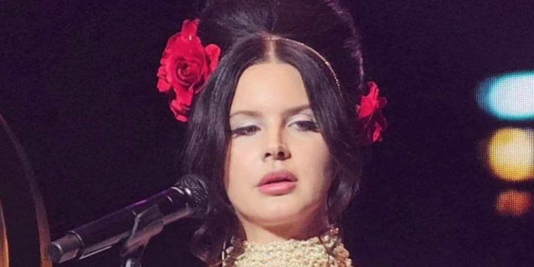 Reviven la foto polémica de Lana del Rey