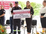 Evelyn Salgado entrega más de 4 mdp en equipo y material a la Secretaría de Protección Civil de Guerrero.