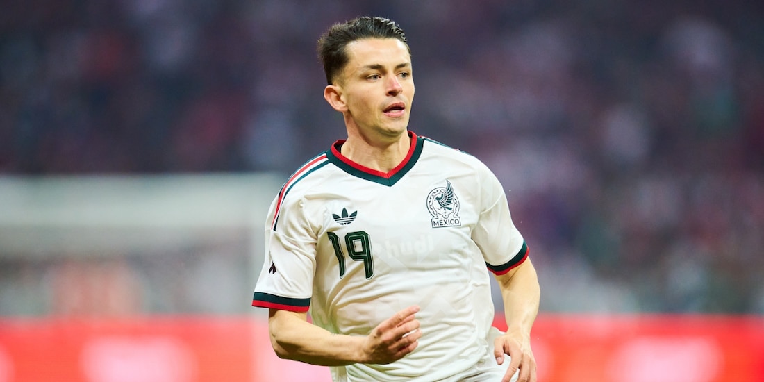 Álvaro Fidalgo se integró a la concentración de la Selección Mexicana, al igual que Julián Quiñones.