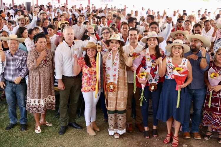 Inaugura Jornada de Cirugías de Cataratas y Colocación de Lente Intraocular en beneficio de 104 pacientes
