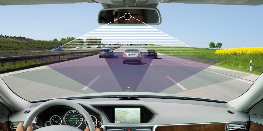 Las tecnologías de los Sistemas ADAS en los autos encaminan a la conducción autónoma y a prevenir accidentes.