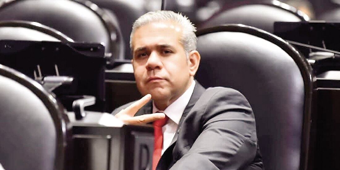 El exalcalde de Ecatepec y hoy diputado federal del PT, Fernando Vilchis Contreras, durante la sesión plenaria en San Lázaro, el pasado 12 de marzo.