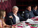 Si Guerrero no tiene buenos servicios de salud, descentralización no sirve de nada: AMLO