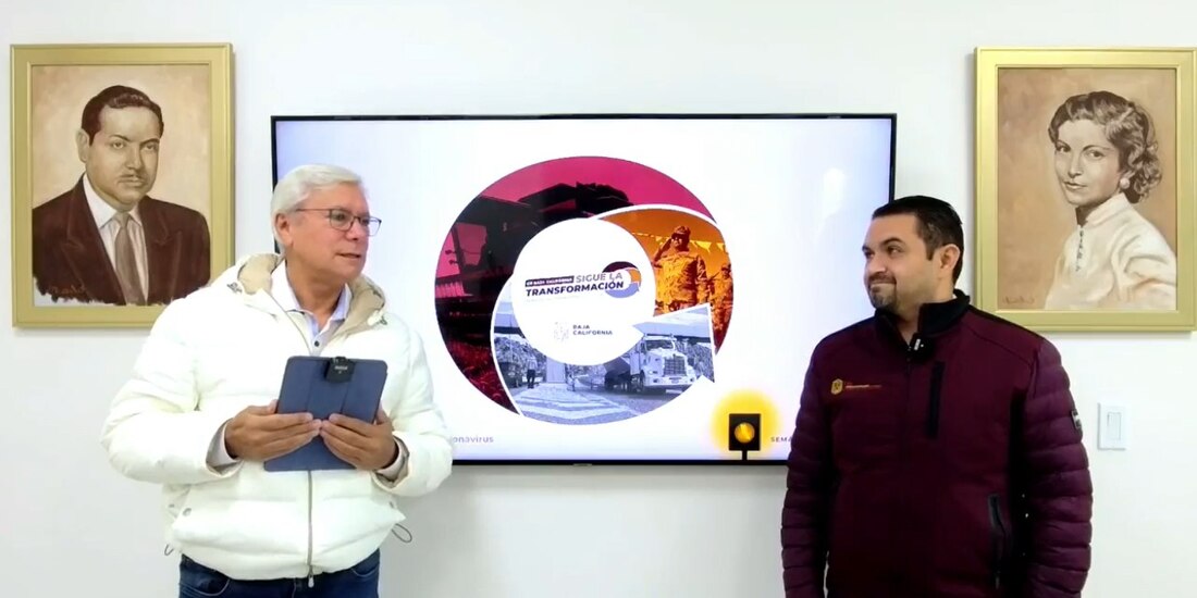 Jaime Bonilla, gobernador de BC, y Alonso Pérez Rico, secretario de Salud local, este jueves 14 de octubre.