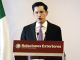 El canciller Roberto Velasco, ayer, en conferencia de prensa.