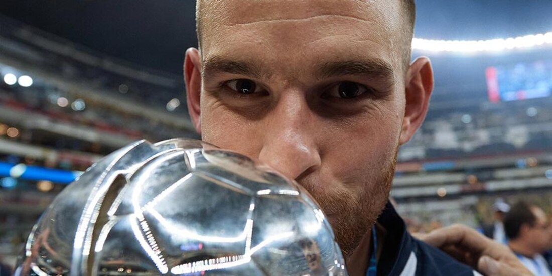 Vincent Janssen llegó el año pasado con lo Rayados para reforzar su delantera.