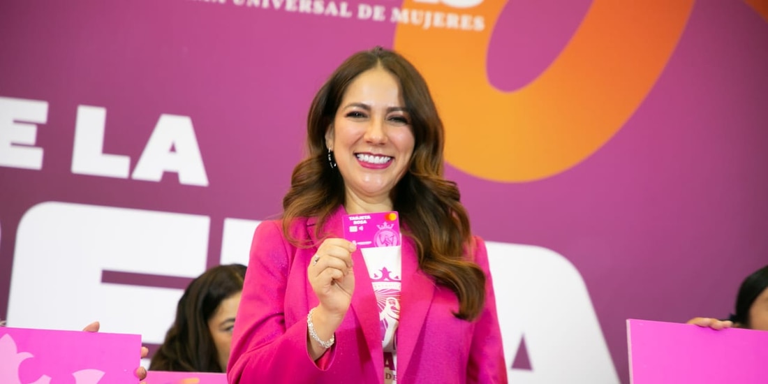 La Gobernadora Libia Dennise García Muñoz Ledo,