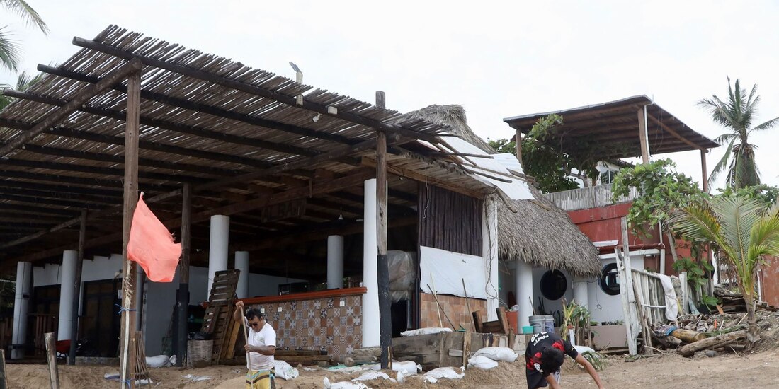 Daños den Oaxaca por el paso de Erick.