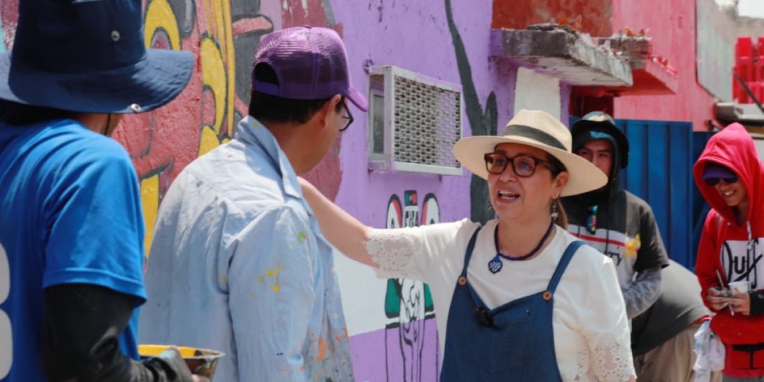 Azucena Cisneros impulsa jornada mundialista con recolección de 100 toneladas de basura y 200 murales en Ecatepec.
