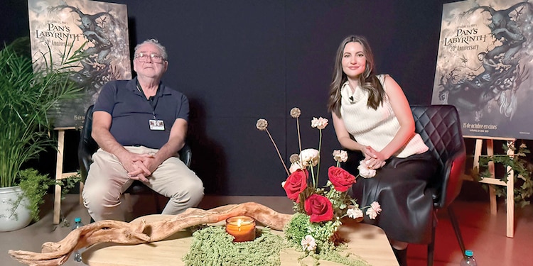 El cinefotógrafo e Ivana Baquero en entrevista.