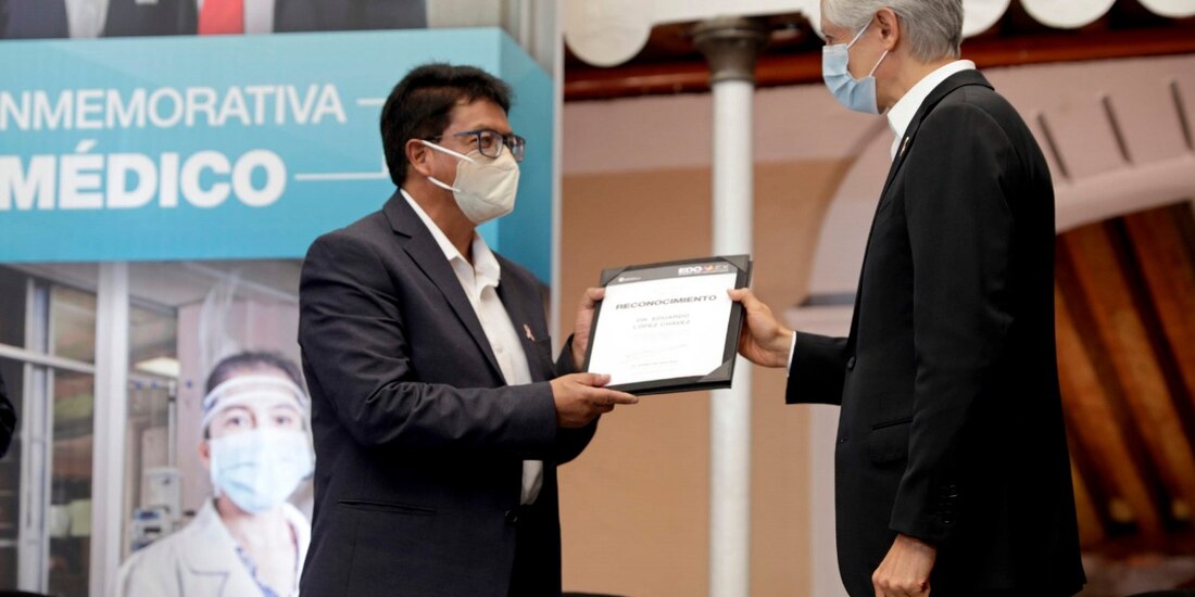 Alfredo del Mazo, gobernador del Estado de México.