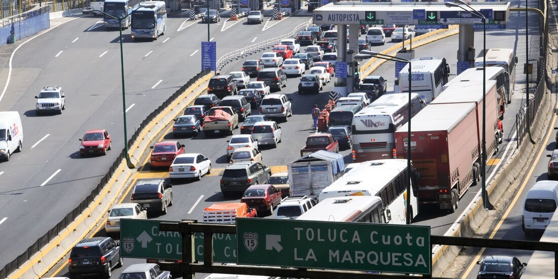 Tráfico en Semana Santa.