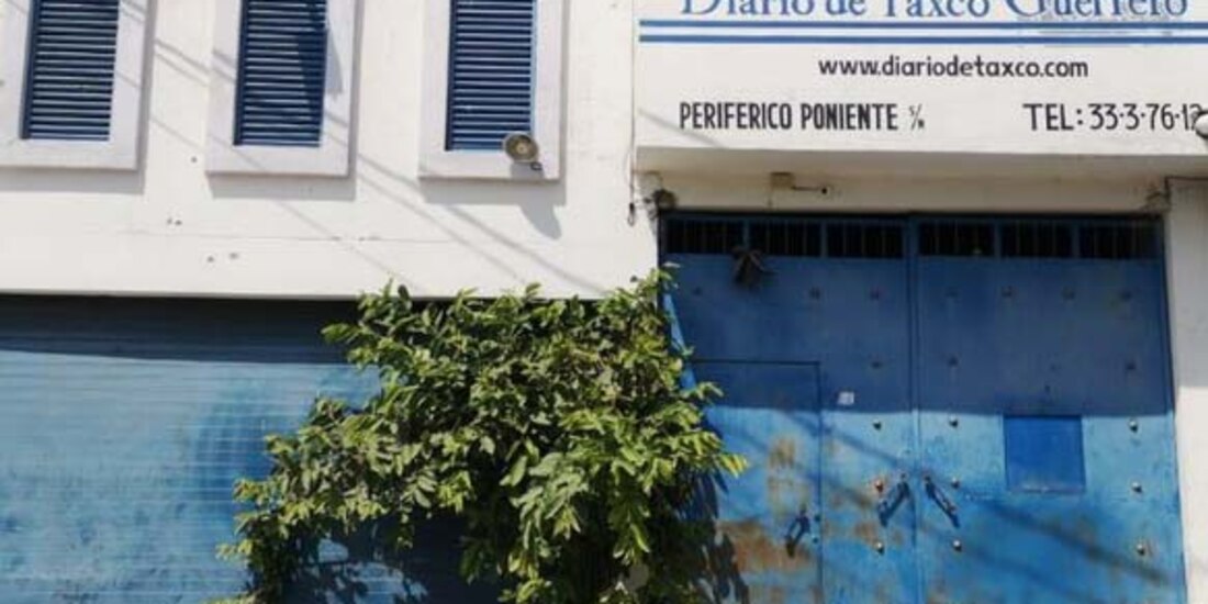 En la fachada del lugar se observan algunos impactos de bala.