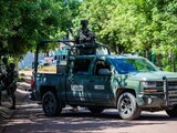 Para reforzar la seguridad, arriban 600 militares a Sinaloa.