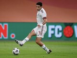 Raúl Jiménez en un partido con la Selección Mexicana