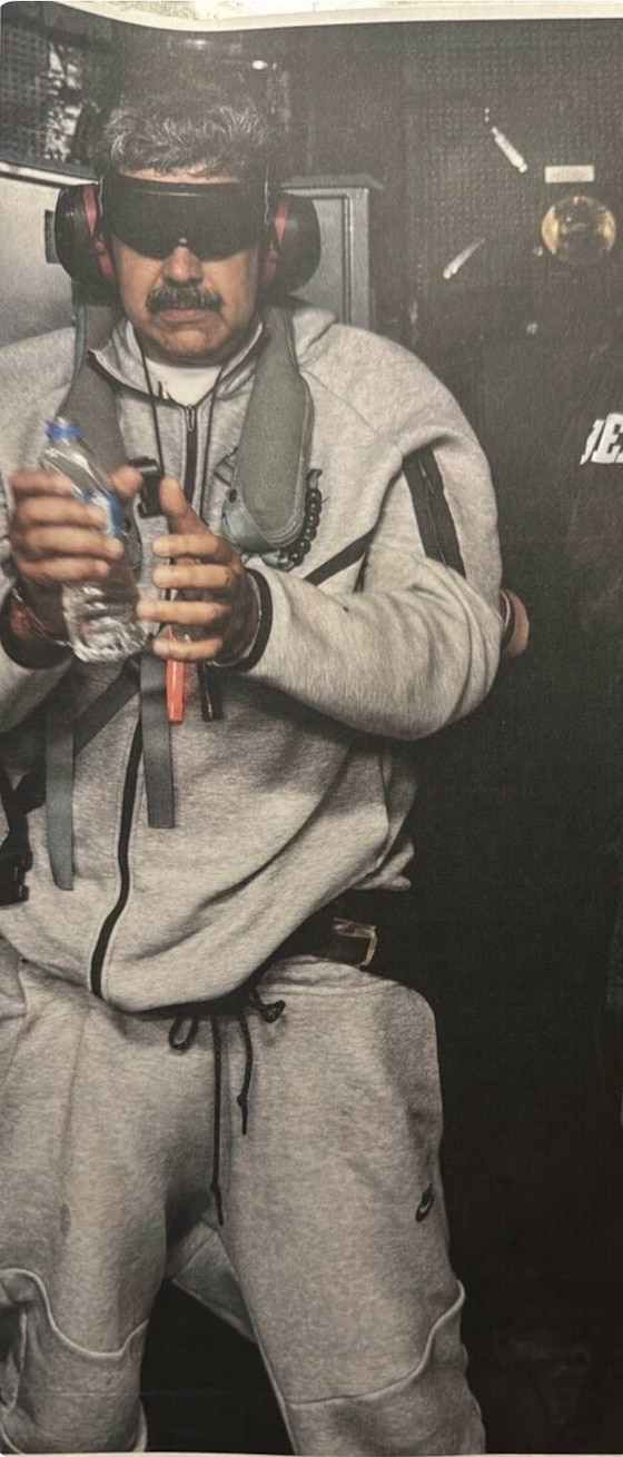 Así fue fotografiado Nicolás Maduro tras ser capturado.