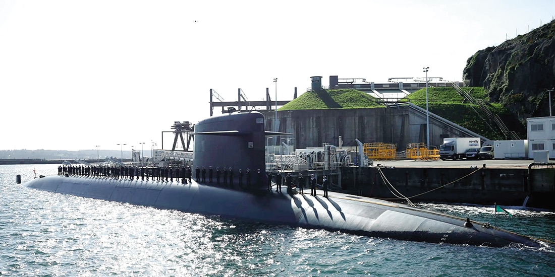 Marineros
abordó de un submarino francés, el 7 de marzo.