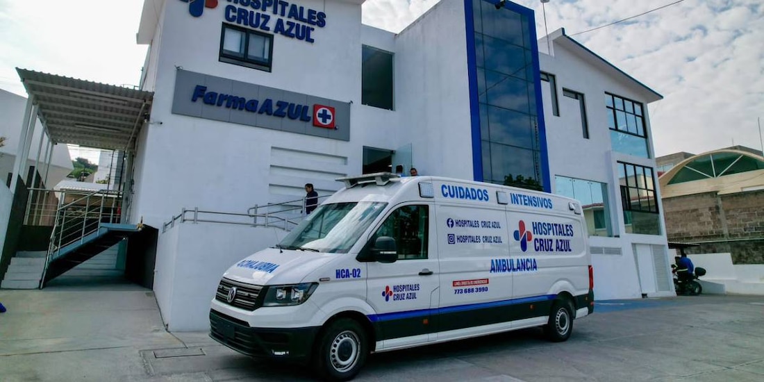 El paquete de inversión de 1,000 millones de pesos para quirófanos inteligentes y áreas médicas fue detallado por el presidente del Consejo de Administración, Víctor Velázquez.