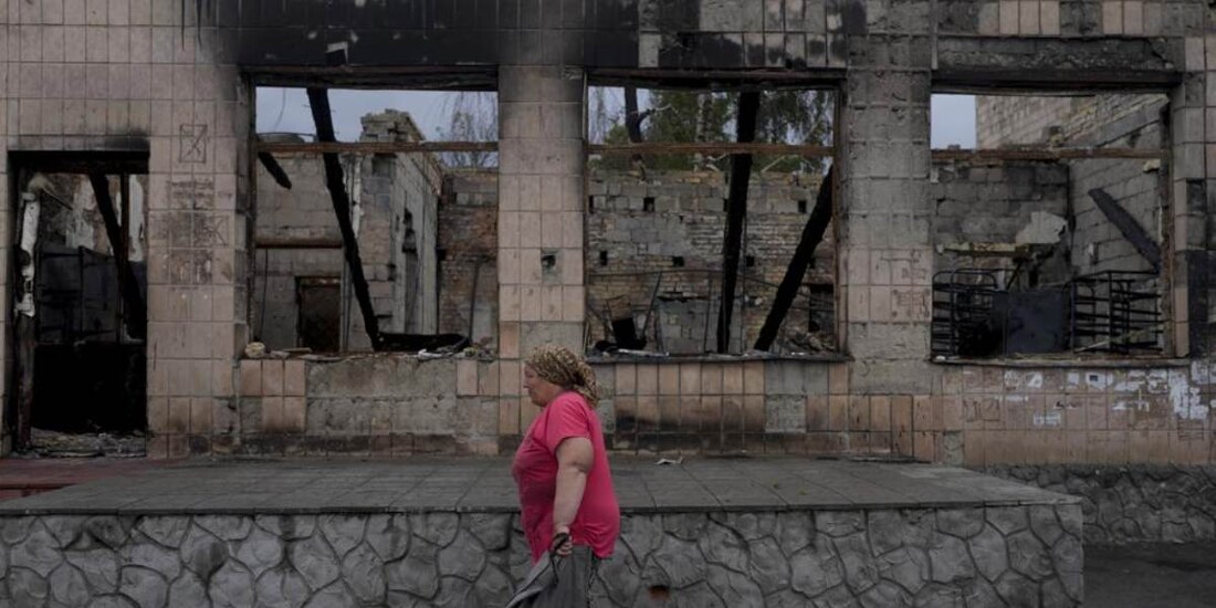 El ataque se produjo mientras continuaban los combates por la ciudad de Sievierodonetsk, en la región oriental del Donbás.