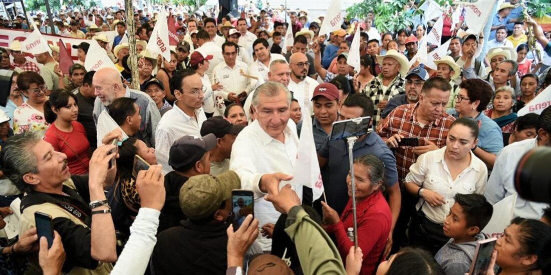Adán Augusto López Hernández, busca ser el candidato de Morena para las elecciones del 2024.