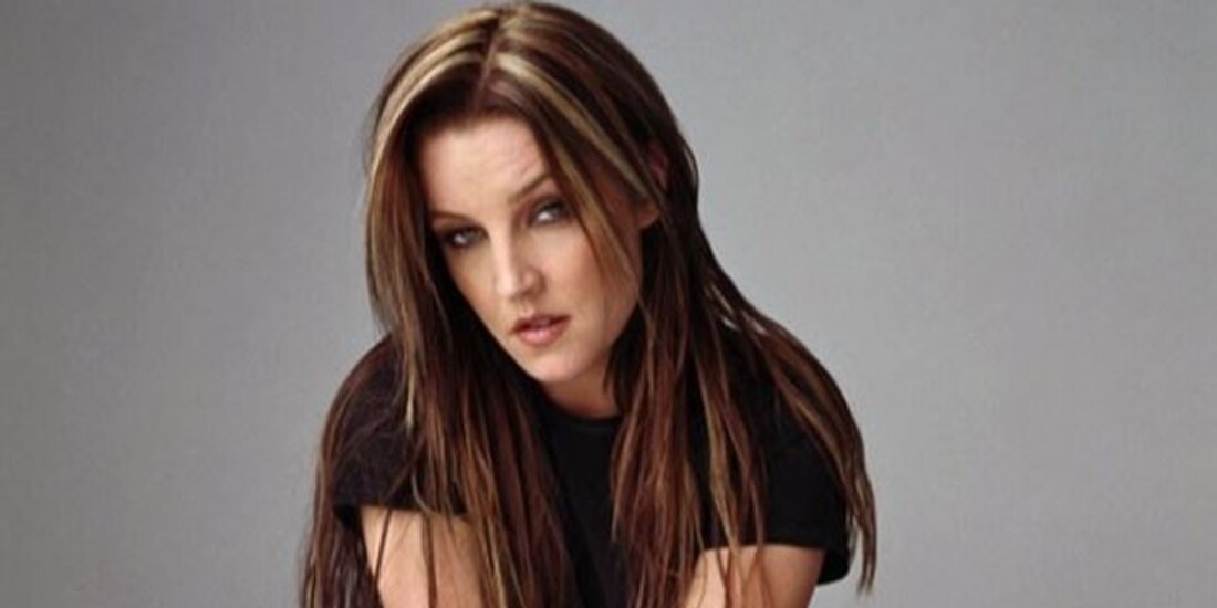 Lisa Marie Presley, hija de Evlis Presley, es hospitalizada tras un paro cardiaco