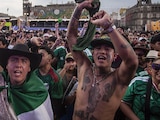 Cientos de personas vieron el partido México vs Corea en el FIFA Fest en su cede de la plancha del Zócalo en el Centro Histórico