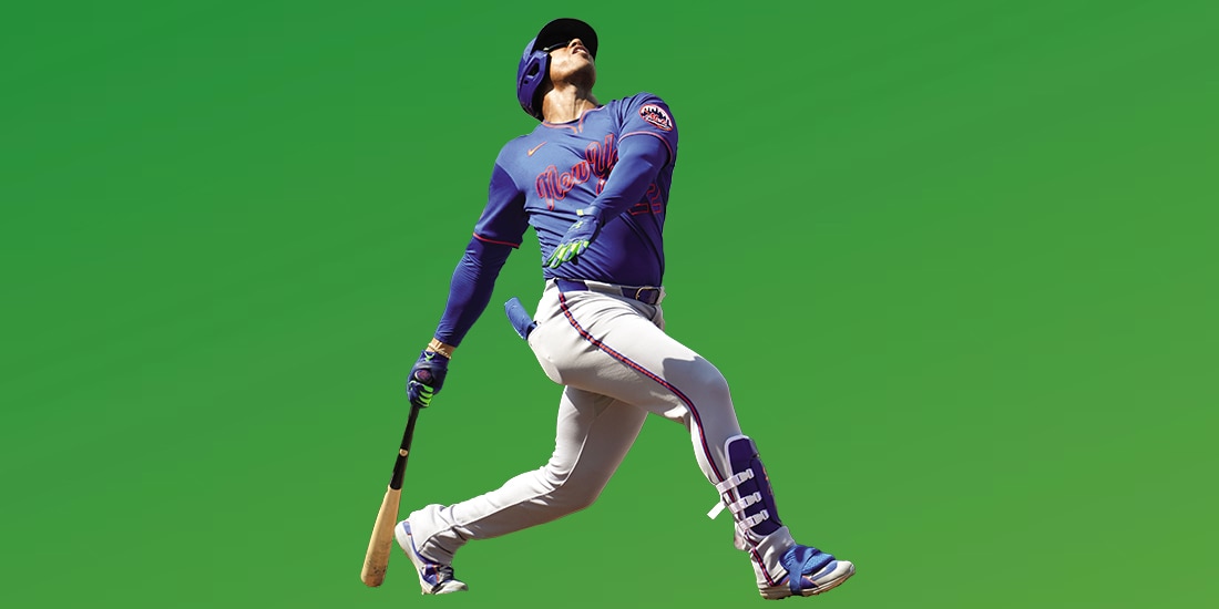 Soto observa uno de sus bateos el 27
de febrero.