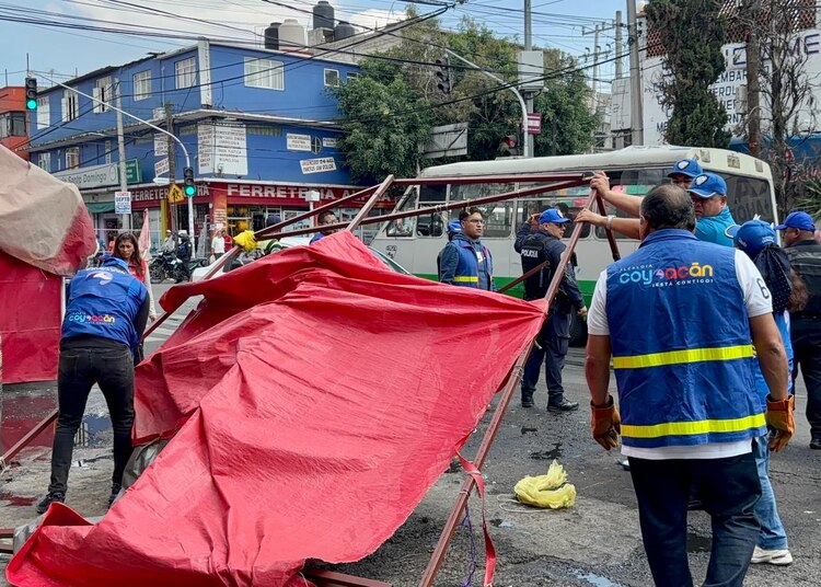 La alcaldía ha intensificado acciones como chatarrización y combate a chelerías ilegales.
