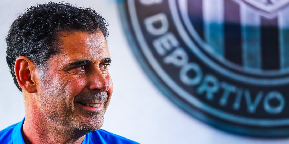 Fernando Hierro, nuevo director deportivo de las Chivas