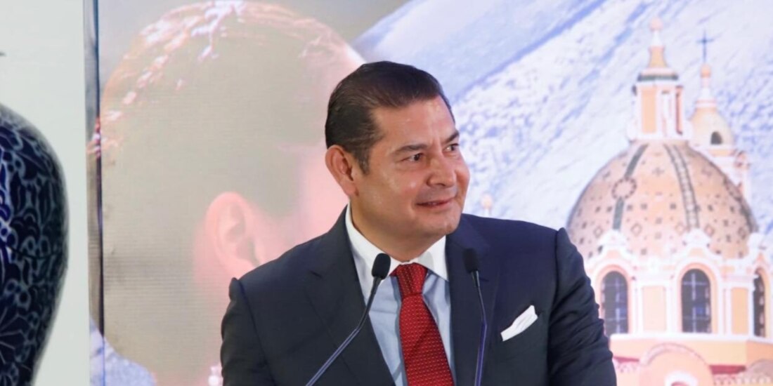 El gobernador de Puebla, Alejandro Armenta, ayer.