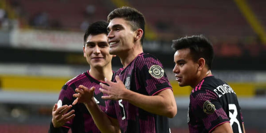 Jugadores de México celebran un gol en marzo pasado en el Preolímpico de la Concacaf.