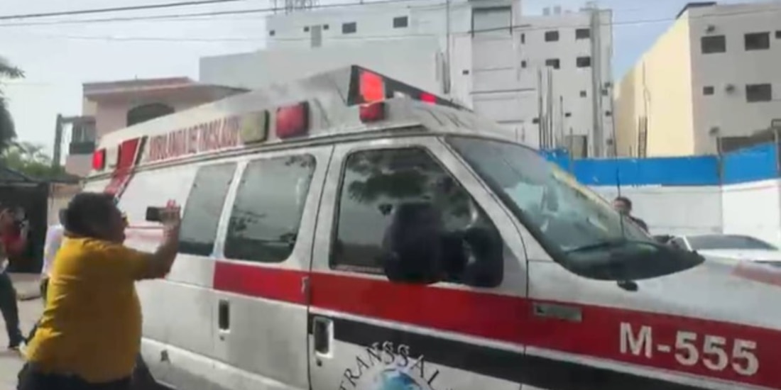 Momento del traslado hospitalario del legislador Sergio Torres.