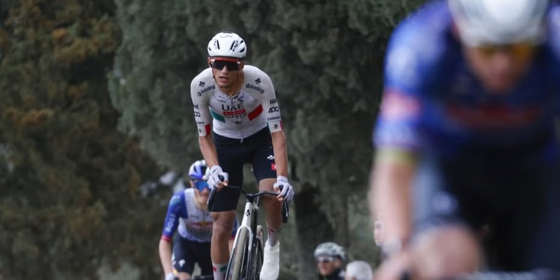 Isaac del Toro en una competencia en 2026