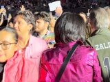 Captan a Arturo Zaldívar, ministro de la Corte, en concierto de Taylor Swift.