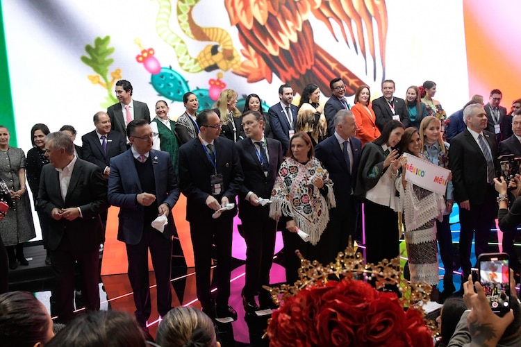 Tren Maya deslumbra en FITUR 2025.