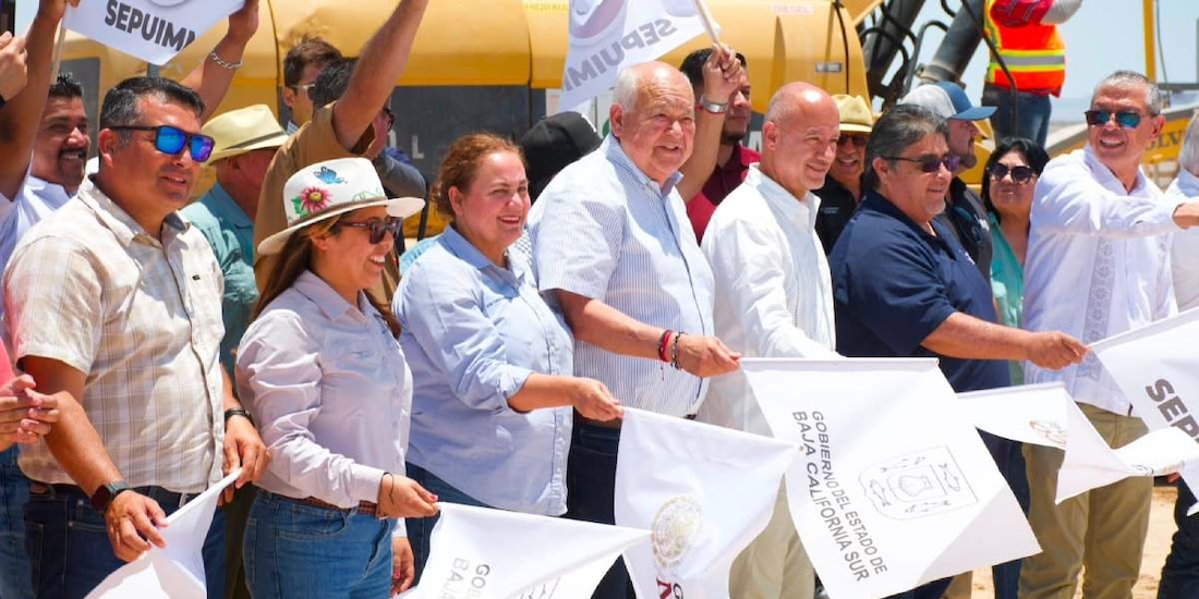 El secretario de Infraestructura, Comunicaciones y Transportes, Jesús Esteva Medina, supervisó el despliegue de la maquinaria sobre el tramo estatal.