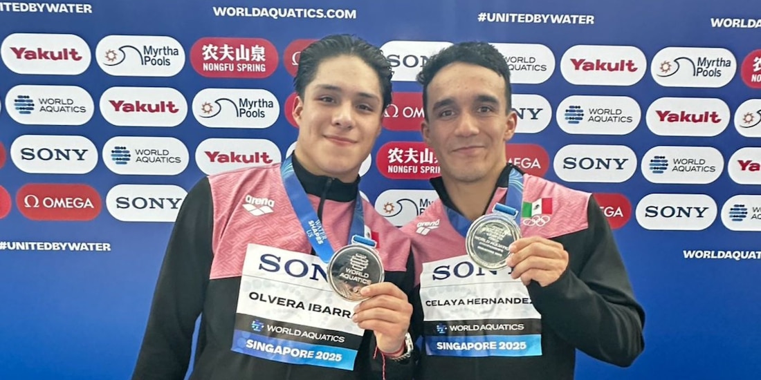 Osmar Olvera y Juan Celaya se cuelgan la plata en Singapur 2025.