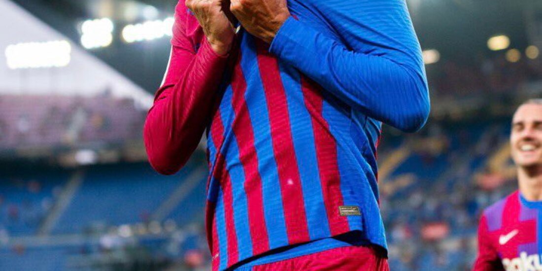 Gerard Piqué, defensa del Barcelona, aprovecha sus redes sociales para burlarse del Real Madrid cada ocasión que puede.