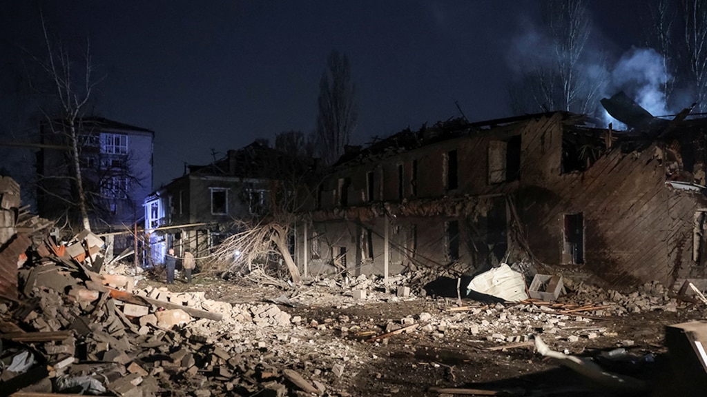 Consecuencias de un ataque aéreo ruso en Sloviansk, Ucrania, el 4 de diciembre.