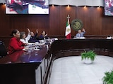 EL CONGRESO de Sinaloa, ayer, en sesión extraordinaria para definir licencia de Rocha Moya al cargo