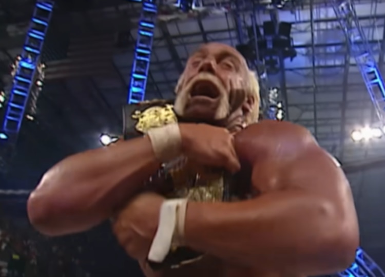 Ser Campeón de la WWE con 48 años │
En 2002, durante Backlash, Hulk Hogan derrotó a Triple H para ganar el Campeonato de WWE con 48 años.
